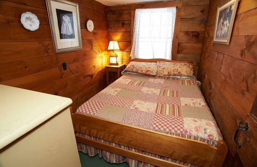 Holderness Cabin | Lakefront Lodge on Squam Lake