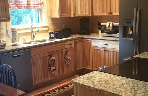 Lincoln Cabin | Lakefront Retreat with Pet-Friendly Amenities & Top Reviews!