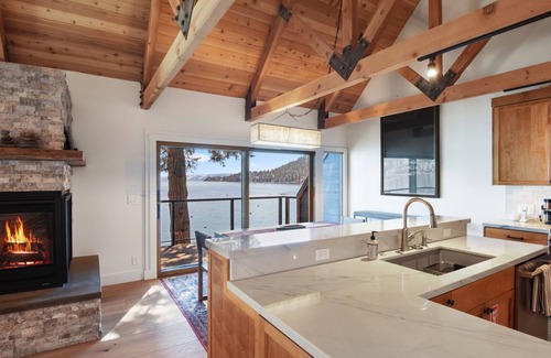 Incline Village House | Scenic Lakefront Views with Premium Spa Amenities