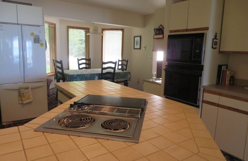St Ignace House | Picturesque Lakefront Views Near Mackinac Bridge