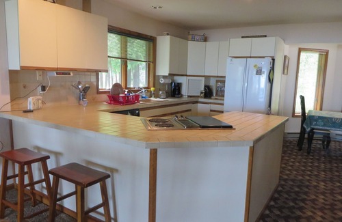 St Ignace House | Picturesque Lakefront Views Near Mackinac Bridge