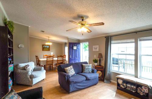 Turtle Beach House | Pet-Friendly Lakefront Oasis with Kayaks for Your Adventure