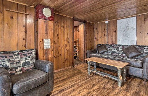 Minocqua House | Experience Lakefront Living in Minocqua with Dock Access!
