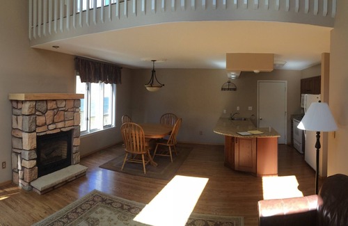 Georgetown House | Idyllic Lakefront Retreat: Near Guanella Pass & Hiking