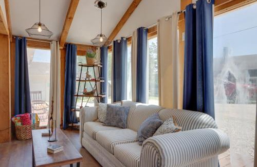 Roach House | Lakefront Missouri Retreat with Dock and Family-Friendly Pool
