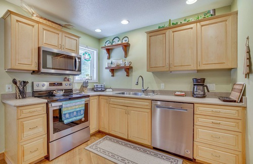 Neillsville House | Lakefront Neillsville Retreat with Game Room & Fire Pit