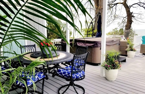 Mentor-on-the-Lake House | Lakefront Oasis Retreat: Pet-Friendly with Hot Tub & Ocean View