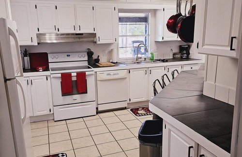 Astor House | Lakefront Escape on 10 Acres with Hot Tub & Breakfast