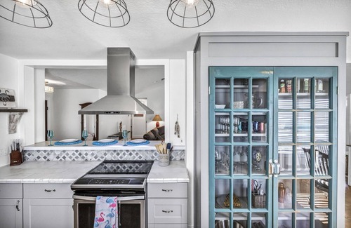 Marble Falls House | Lakefront Retreat with Firepit and Family-Friendly Amenities