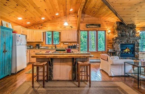 Arietta Cabin | Waterfront Retreat with Privacy and Breathtaking Views