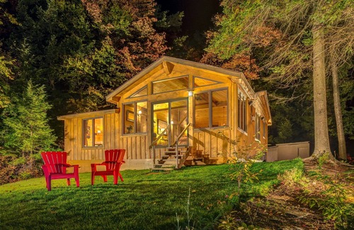 Arietta Cabin | Waterfront Retreat with Privacy and Breathtaking Views