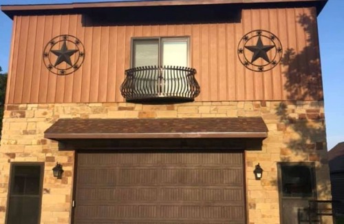 Frisco Apartment | Unforgettable Lakefront Getaway at Lake Lewisville