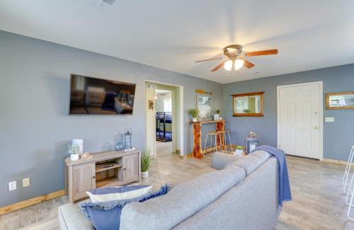 Shell Knob Apartment | Beautiful Lakefront Condo in Shell Knob with Grill & Deck