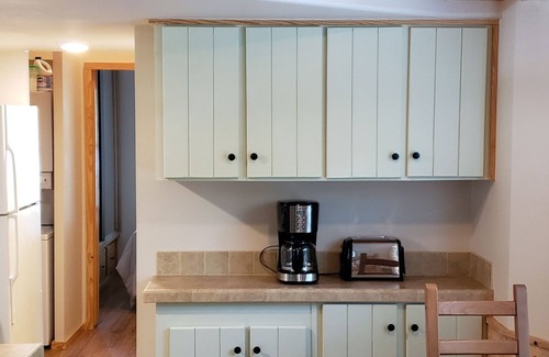 Murchison Cabin | Idyllic Lakefront Tiny House Near Canton & Ben Wheeler