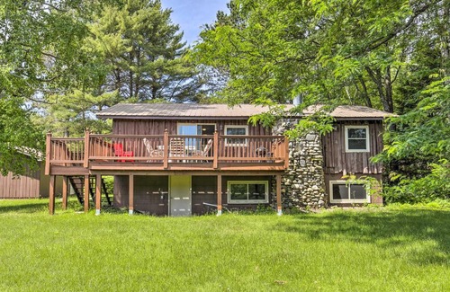 Tomahawk House | Lakefront Tomahawk Cabin with Boat Dock and Family-Friendly Perks