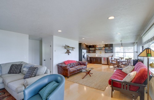 Walker Cabin | Premier Lakefront Walker Home with Boat Dock & Spa Amenities