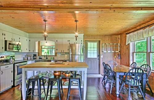 Waterloo Cabin | Idyllic Lakefront Cabin with Dock, Kayaks & Relaxing Spa