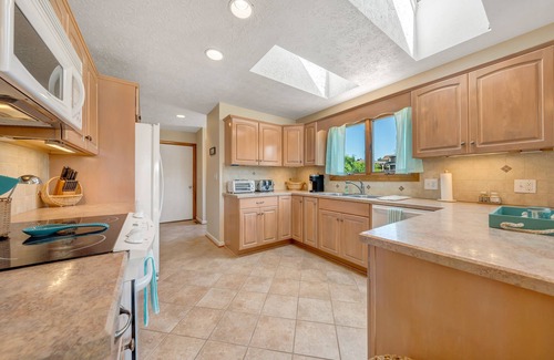 Huddleston House | Lakefront Escape: Private Dock and Pool, Rated 9.8!