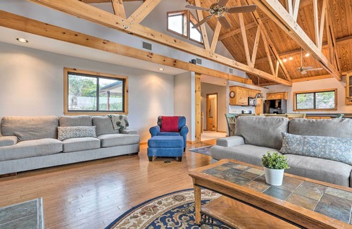 Lakehills House | Lakehills Vacation Rental on Medina Lake