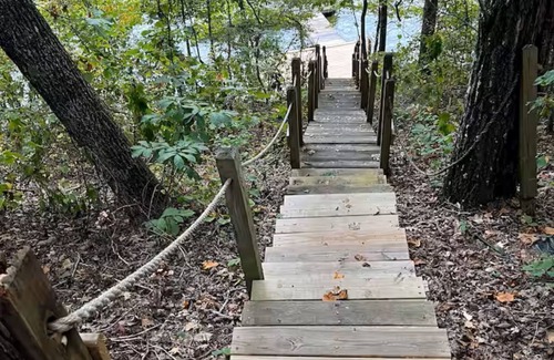 Wedowee House | Lakehouse nestled in the treetops with beautiful lake views.