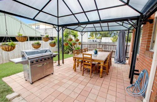 Paynesville House | Child-Friendly Retreat at Lakehouse on Waverley