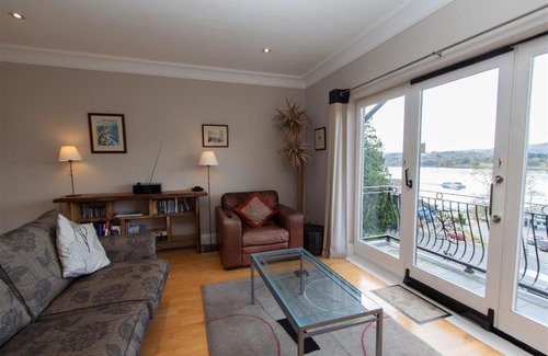 Waterhead House | Family-Friendly Lakeland View with Top Guest Ratings