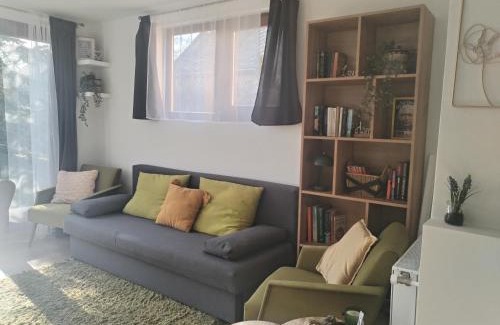Sopron House | Explore LakeLove Házikó: Perfect for Families & Pets