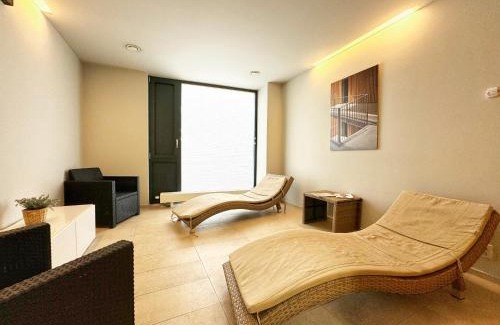 Stare Splavy Apartment | Seaside Retreat at Lakepark Residence - Rated 9/10 by Guests