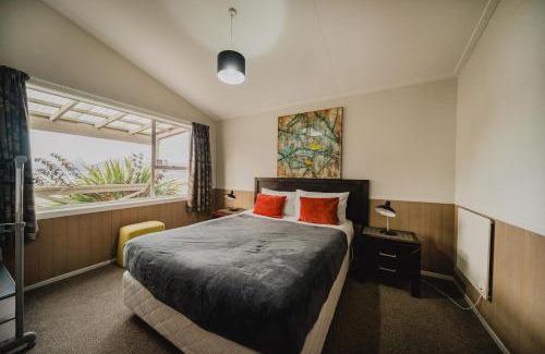 Lake Tekapo Resort | Family-Friendly Lakes Edge Holiday Park with Great Amenities