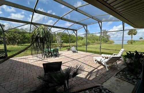 Oviedo House | Lakes View 3 Bed, 2 Bath Nature Retreat In Oviedo