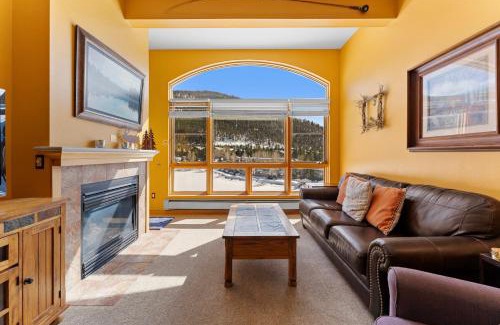 Lakeside Village House | Cozy Lakeshore 1545: Family-Friendly Retreat with Hot Tub