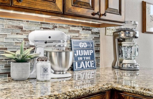 Spicewood House | Unwind at Lakeshore Haven: Hot Tub & Boat Dock Retreat