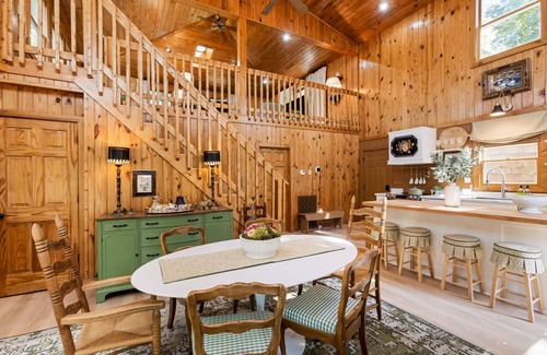 Silver Point House | Scenic 3 BR Lakeside Retreat by Hurricane Marina