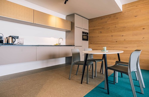 Zwenkau Apartment | Lakeside Apartment 2