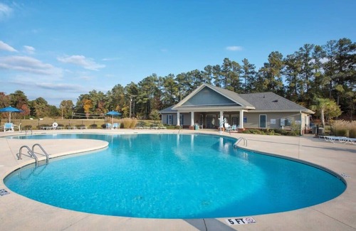 Santee Condo | Tranquil Lakeside Escape: 2BR Suite at Wyndham Lake Marion
