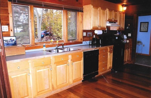 Skaneateles Cottage | Idyllic Lakeside Bungalow with Pool and Ocean View