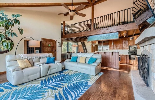Jonestown House | Relaxing Lakeside Cabin with Patio and Treehouse Retreat