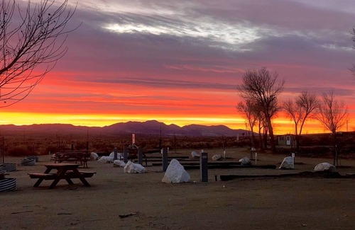 Olancha RV Rental | Pet-Friendly Lakeside Camping RV Spot Near Death Valley