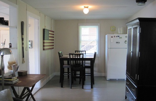 Keuka Park Cottage | Idyllic Lakeside Cottage Near Keuka Lake State Park
