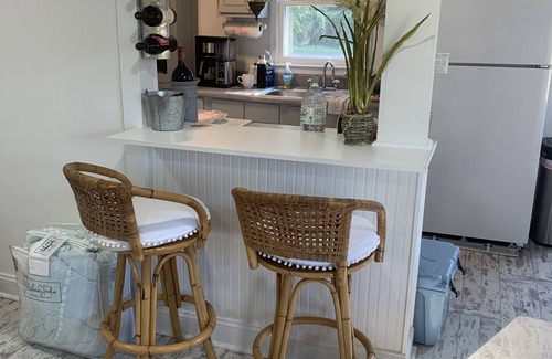 Cobb Cottage | Ideal Lakeside Cottage with Boathouse and Scenic Views