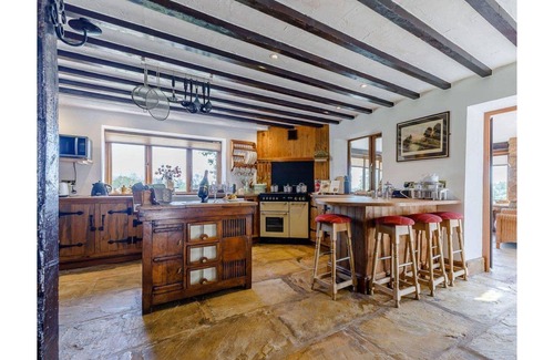 Endon Cottage | Tranquil Lakeside Escape with Pool and Spa Amenities