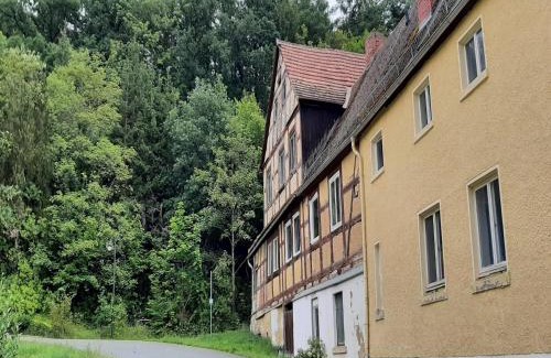 Burgk Apartment | Lakeside Family Escape, cleaning included