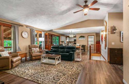 Gaylord House | Lakeside Getaway includes Hot Tub pet friendly