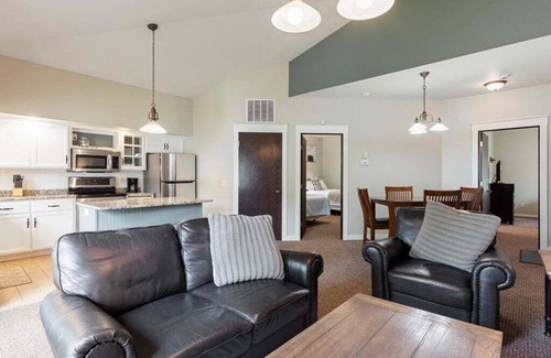 Nisswa Resort | Perfect Game Night Retreat at Ace Gull Lake with Pool