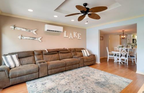 Jefferson House | Lakeside Haven with Deck and Views in Jefferson!