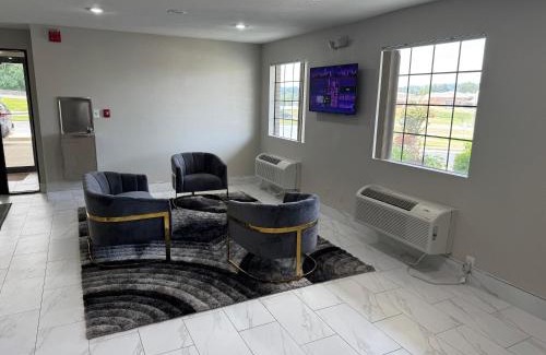 Guntersville Hotel | Cozy Lakeside Inn with Breakfast & Family-Friendly Vibes