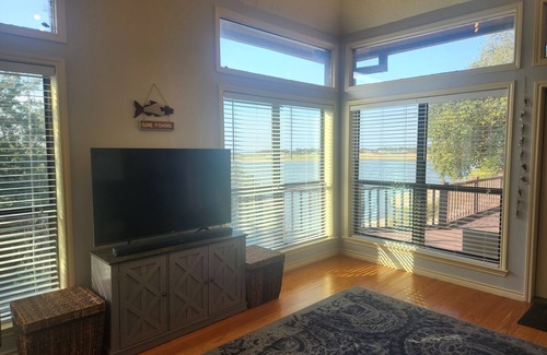 Burnet House | Idyllic Lakeside Leisure with Boat Dock and Game Room