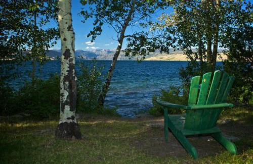 Pinedale Resort | Unforgettable Stays at Lakeside Lodge Resort and Marina