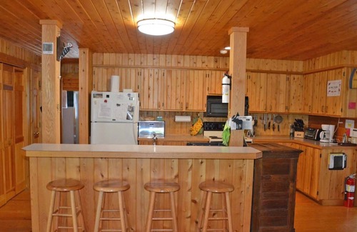 Sullivan Cabin | Explore Taylor Camp: Lakeside Log Cabin on Tunk Lake