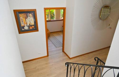 Tegerin House | Elegant Lakeside Retreat with Pool: Rated 9/10 by Guests